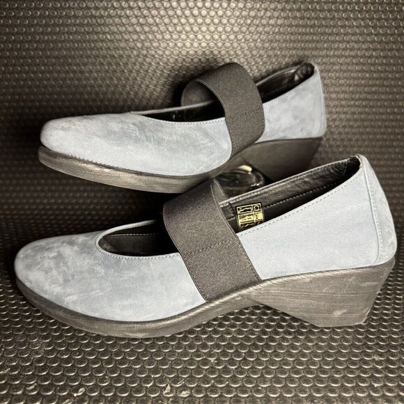 THE FLEXX Run Quickly Leather Wedge Pump Slate Blue Mary Janes Shoe Womens 7 - Picture 1 of 7